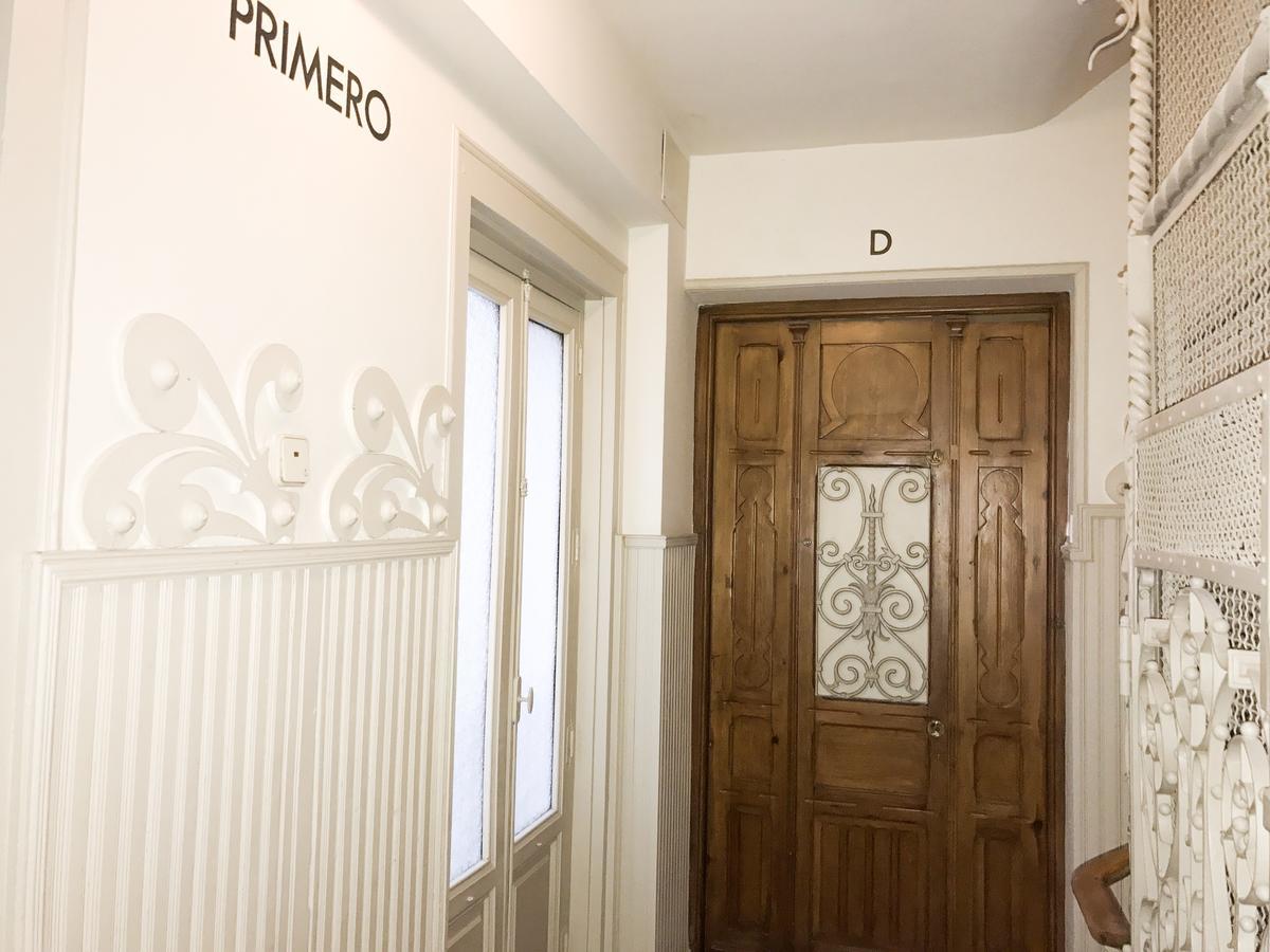 El Botones - Puerta Del Sol Appartement Madrid Buitenkant foto